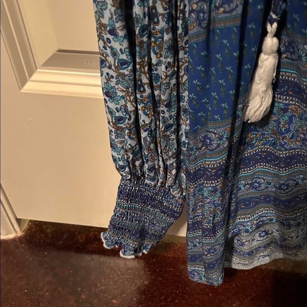 New Chic Boho Blue Patterned Blouse - image 4